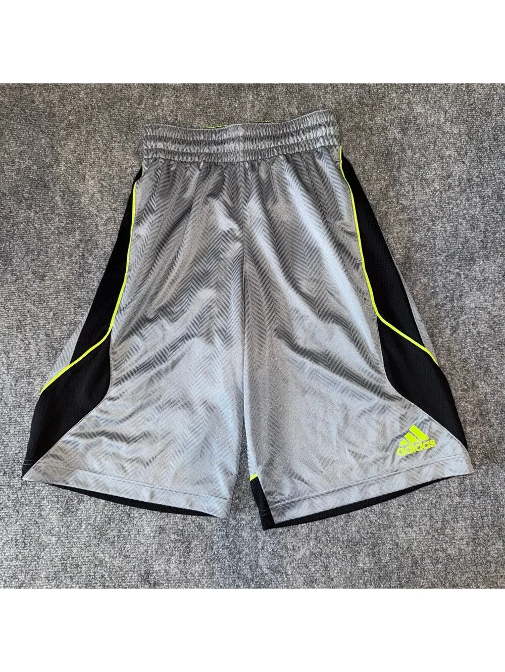 Adidas Basketball Lime Green Baggy Hoop Shorts Mens SM Vtg y2k 90s Rare